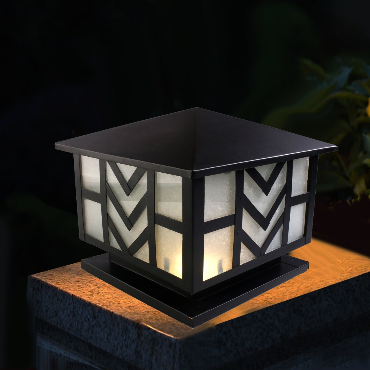 Garden Lantern - 1 Light