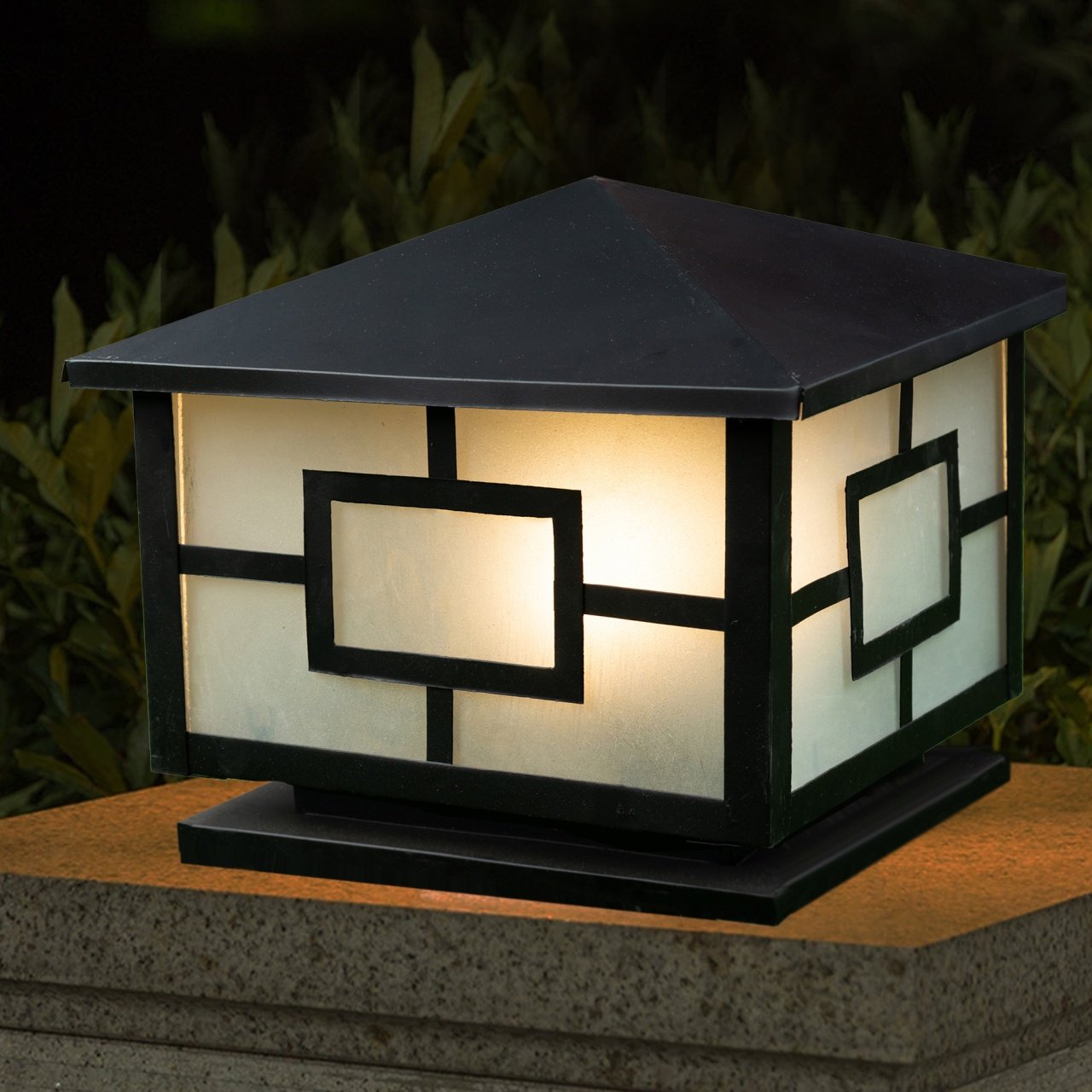 Garden Lantern - 1 Light