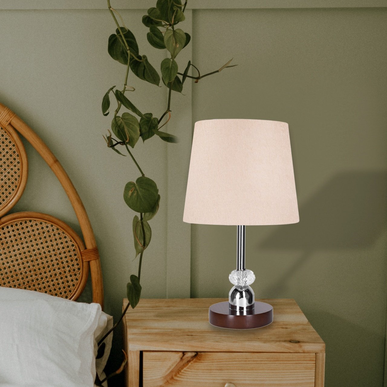 Table Lamp With Wood Base - 1 Light