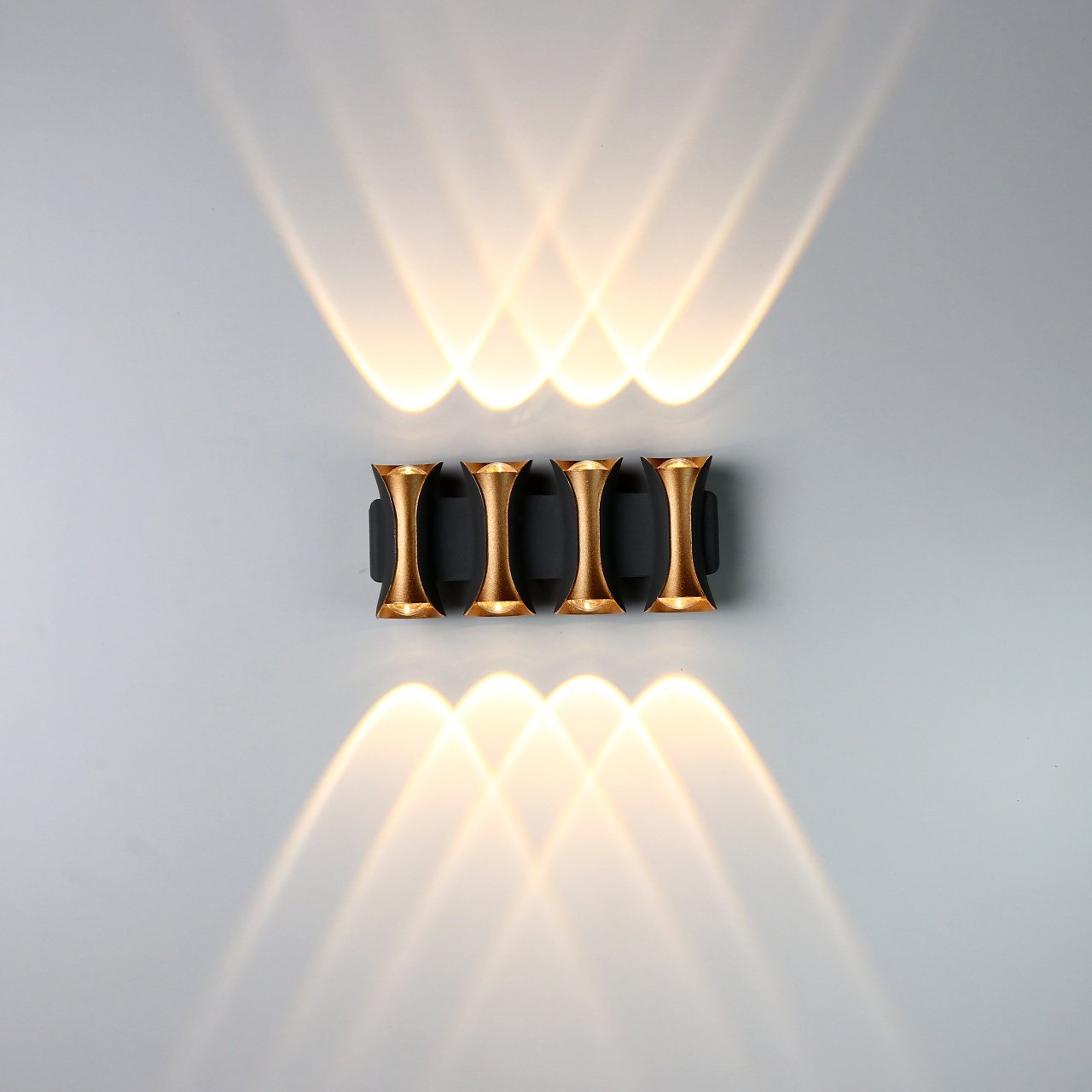 Updown 2 Light Wall lamp - 8 Watt