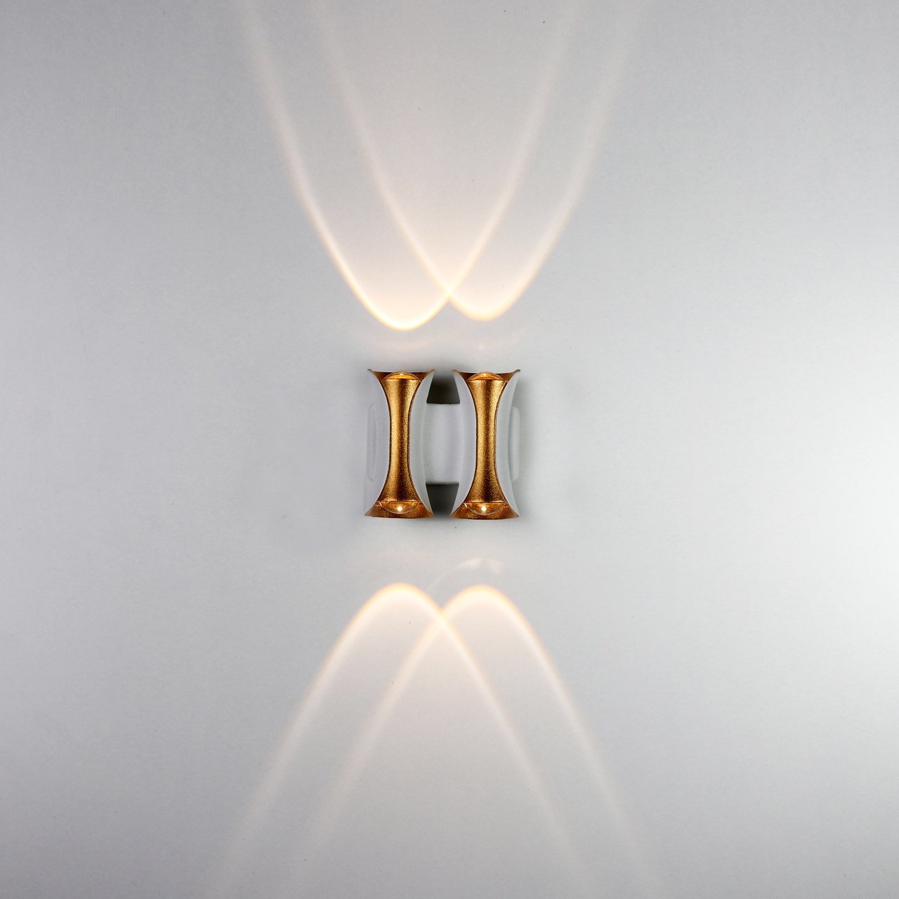 Updown 2 Light Wall lamp - 4 Watt